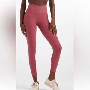 Vuori Womens Pants Clean Elevation Legging Size M worn 1-3 times